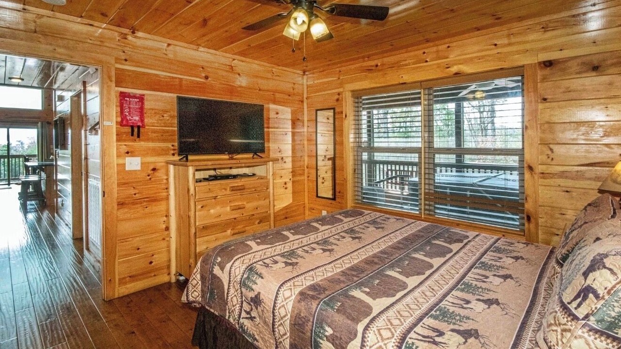 Photo of Bedroom in Sevierville