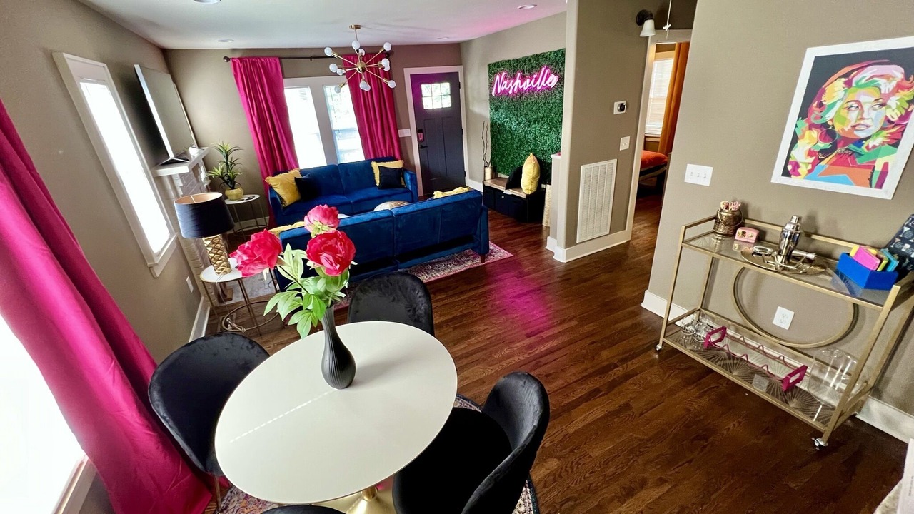 Photo of Livingroom in Radnor