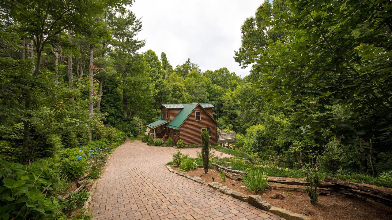 Photo of Outdoor in Boone