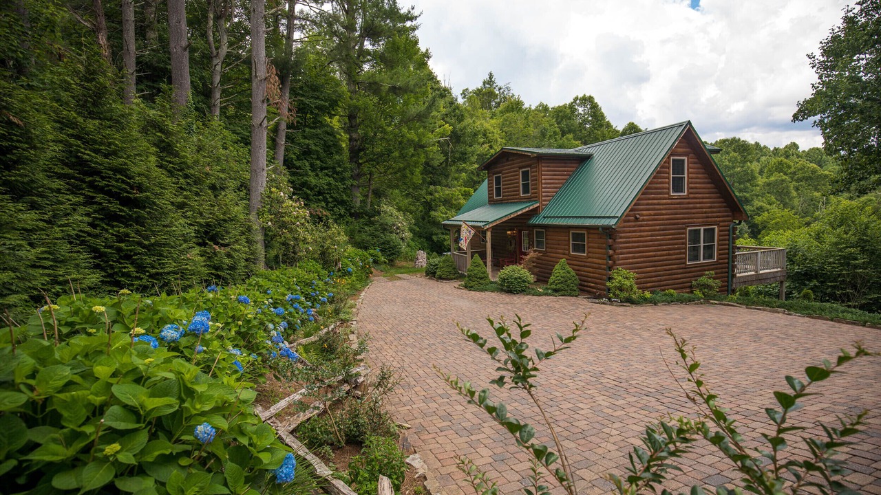 Photo of Outdoor in Boone