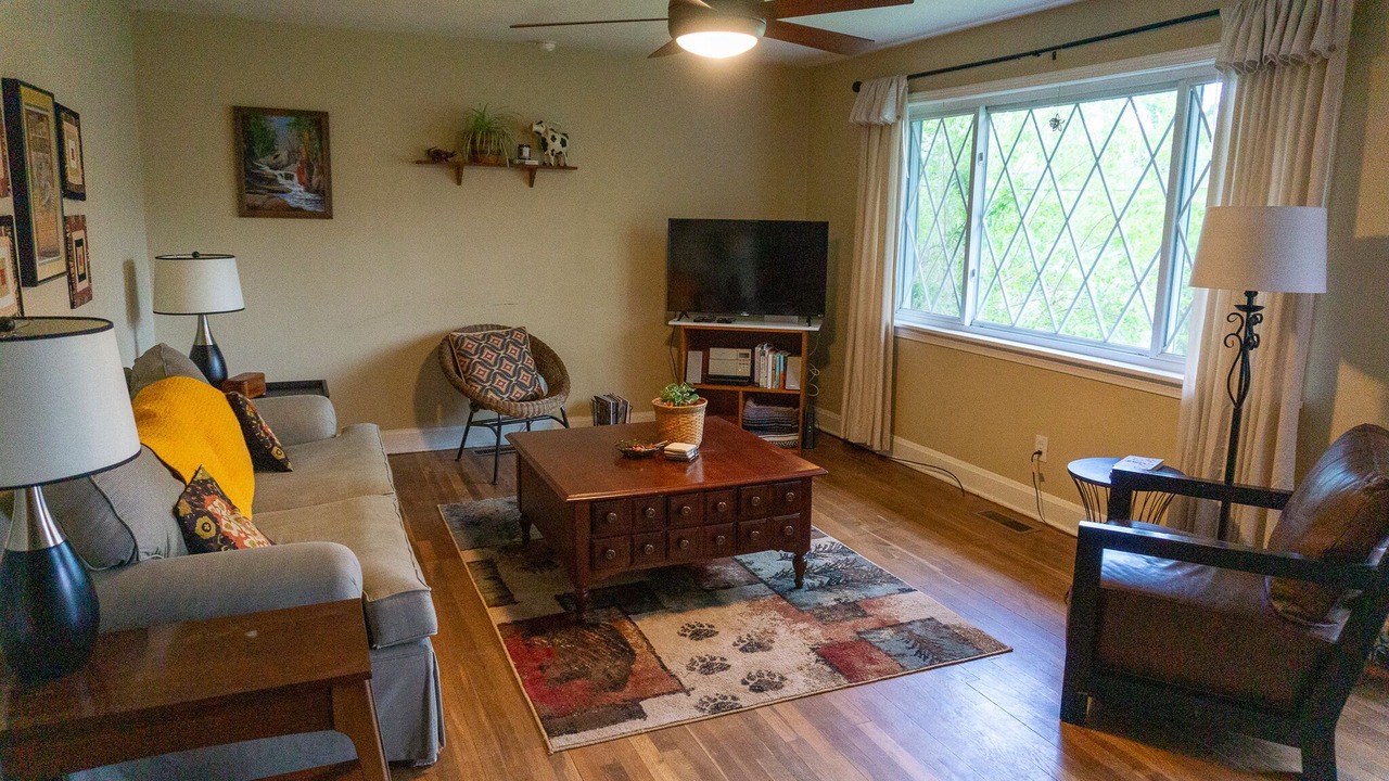 Photo of Livingroom in Brevard