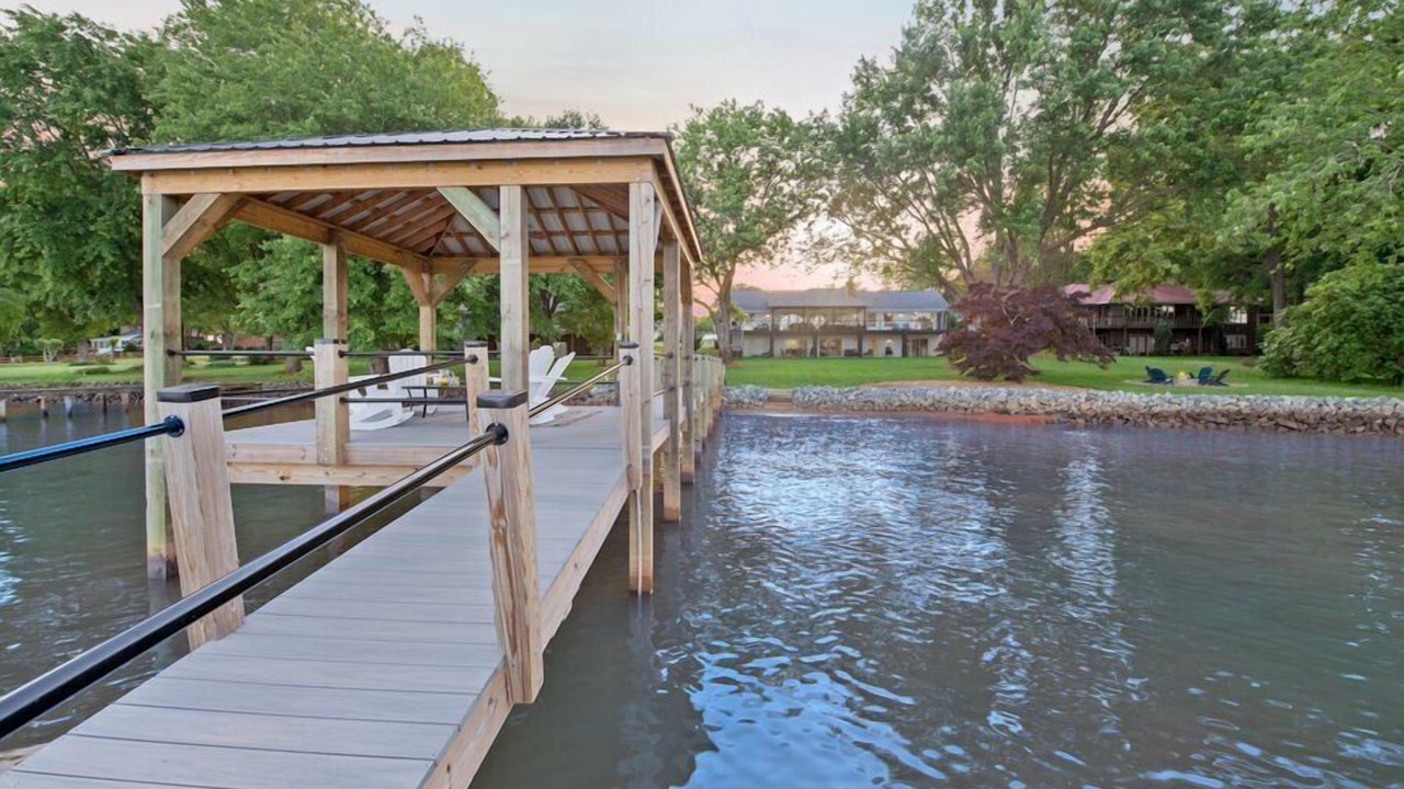 Photo of Outdoor in Mayhew