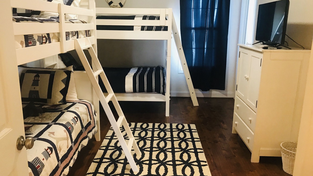 Photo of Bedroom in Wilmington Beach