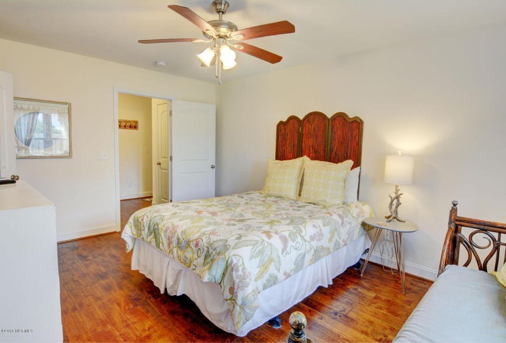Photo of Bedroom in Wilmington Beach