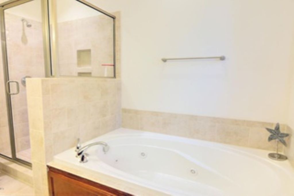 Photo of Bathroom in Wilmington Beach