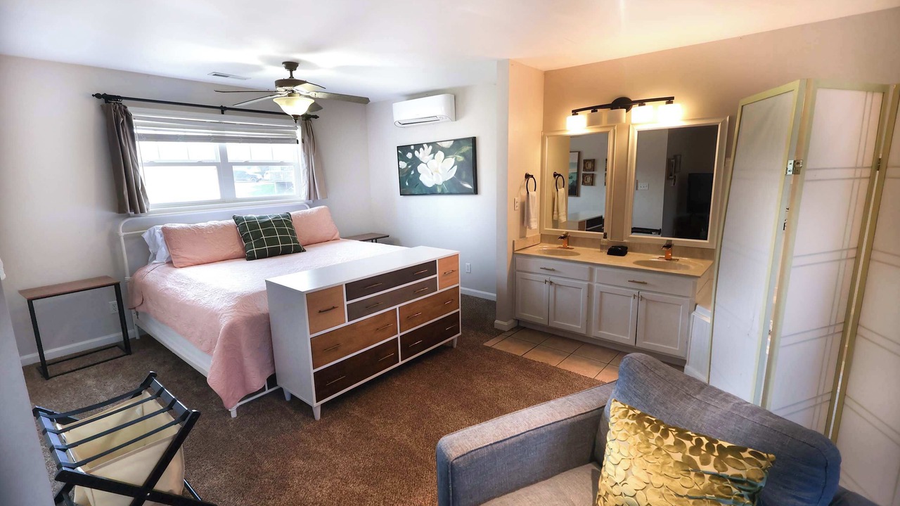 Photo of Bedroom in Taylorsville