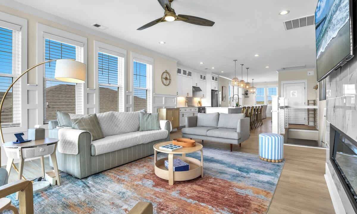 Photo of Livingroom in Wilmington Beach
