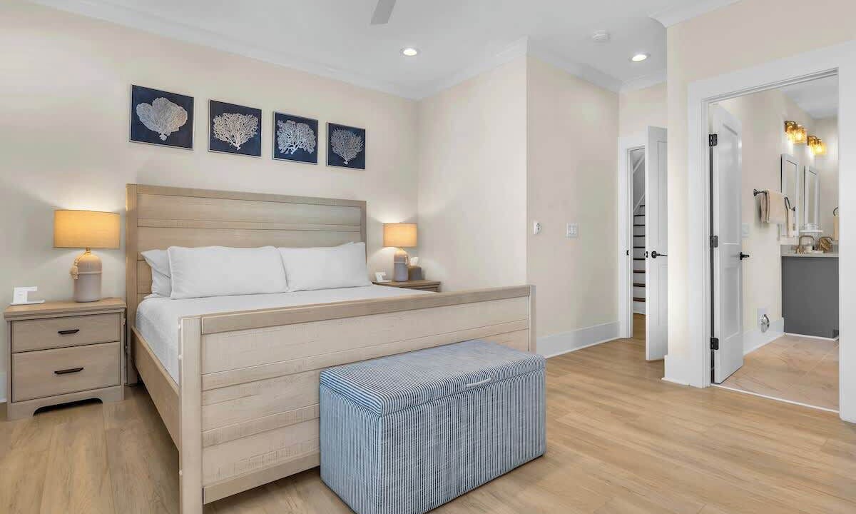Photo of Bedroom in Wilmington Beach
