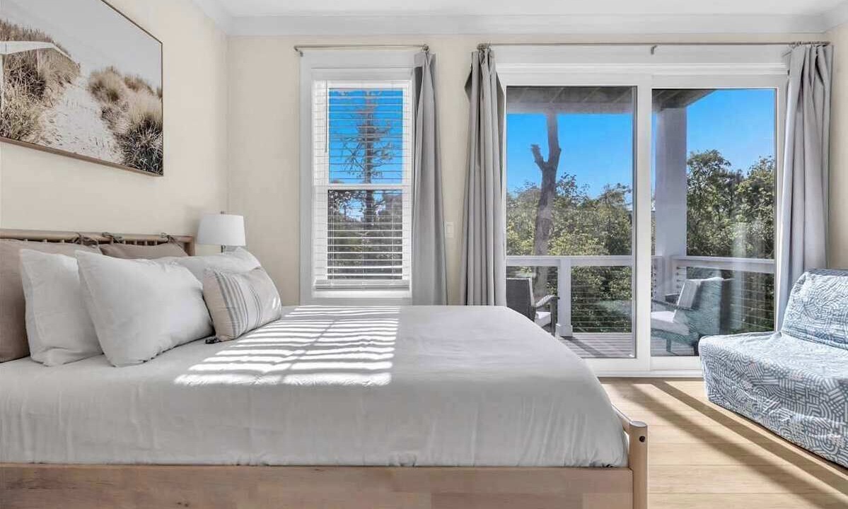 Photo of Bedroom in Wilmington Beach