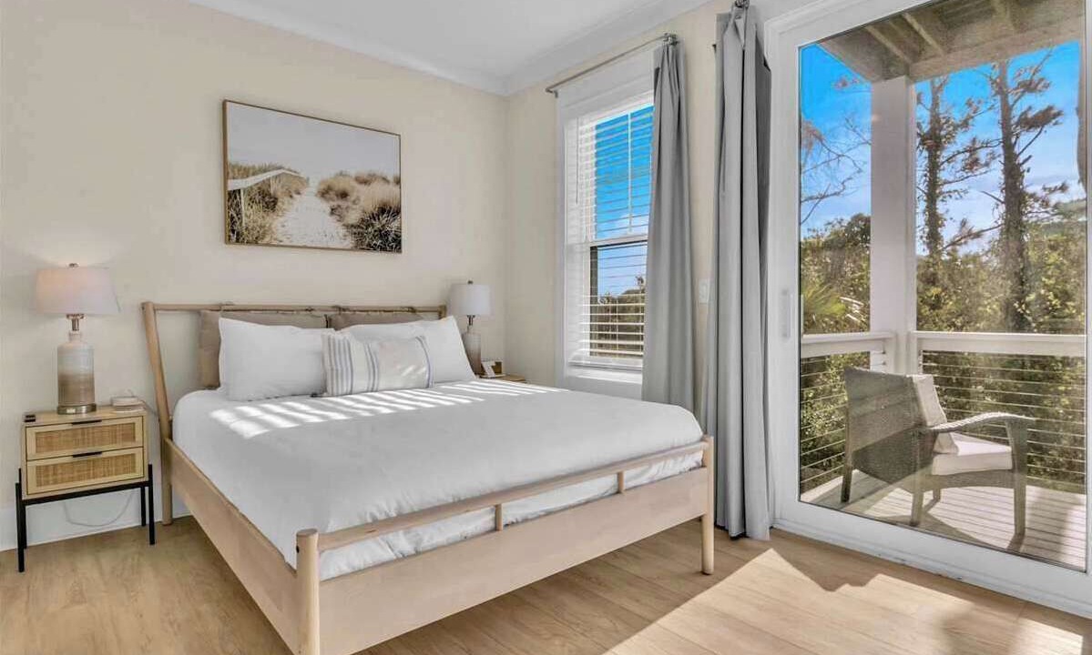 Photo of Bedroom in Wilmington Beach
