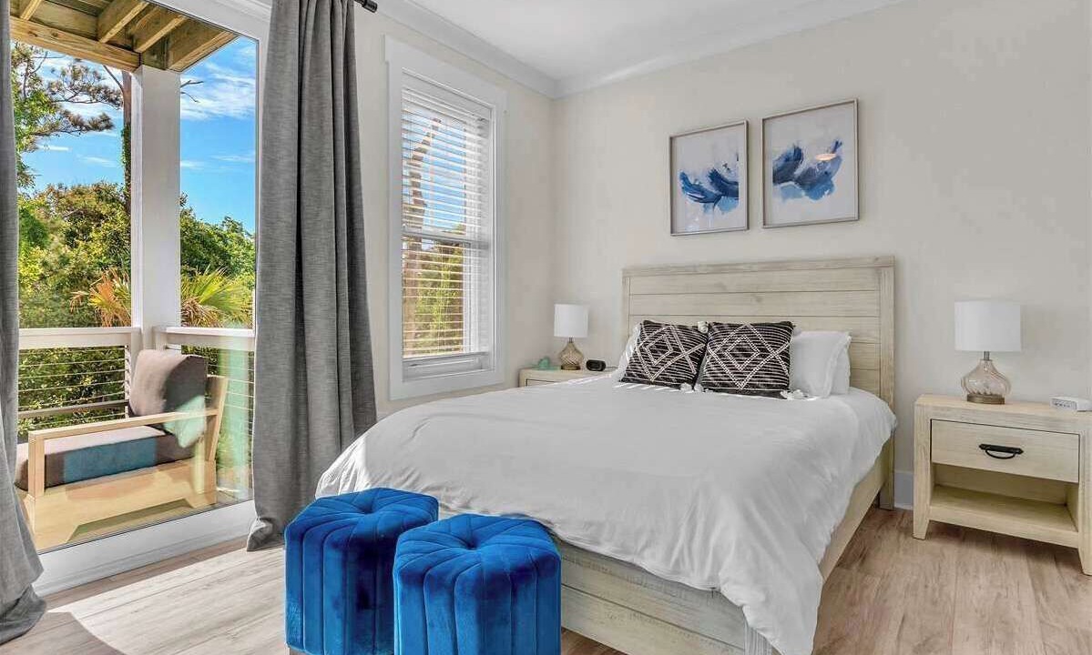 Photo of Bedroom in Wilmington Beach