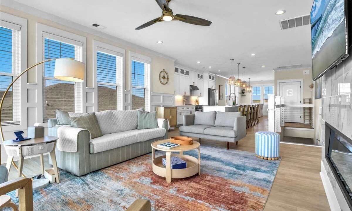 Photo of Livingroom in Wilmington Beach