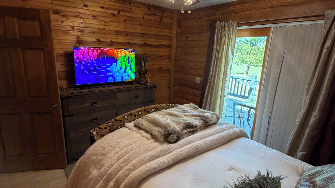 Photo of Bedroom in New River