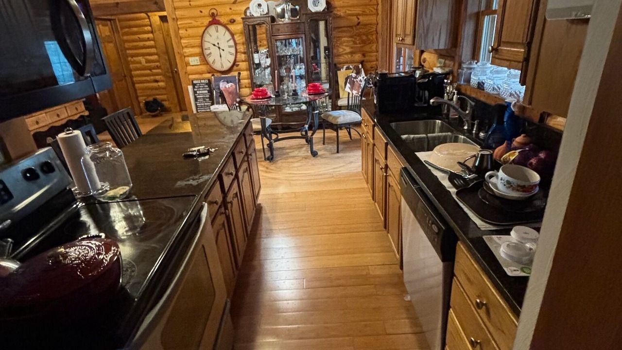 Photo of Kitchen in New River
