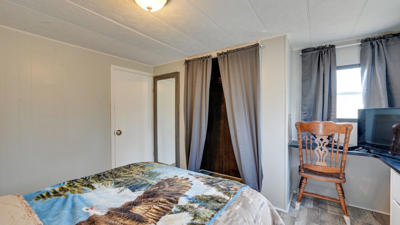 Photo of Bedroom in Radcliff