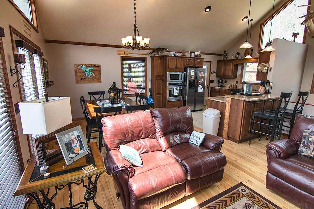 Photo of Livingroom in Robbinsville