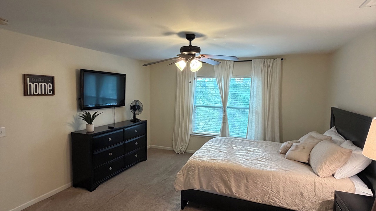 Photo of Bedroom in Silver Lake