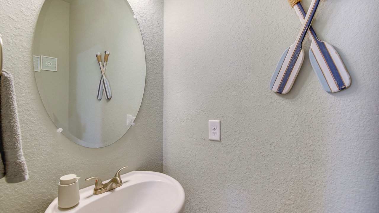 Photo of Bathroom in East Ocean View