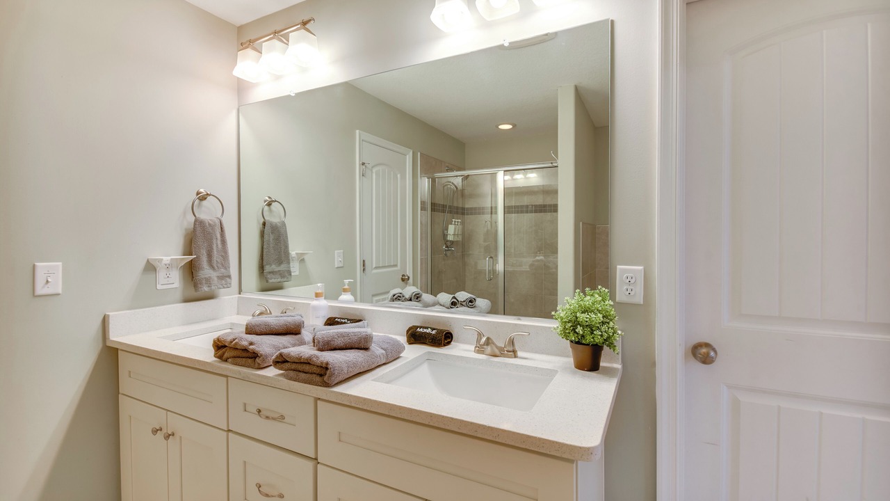 Photo of Bathroom in East Ocean View