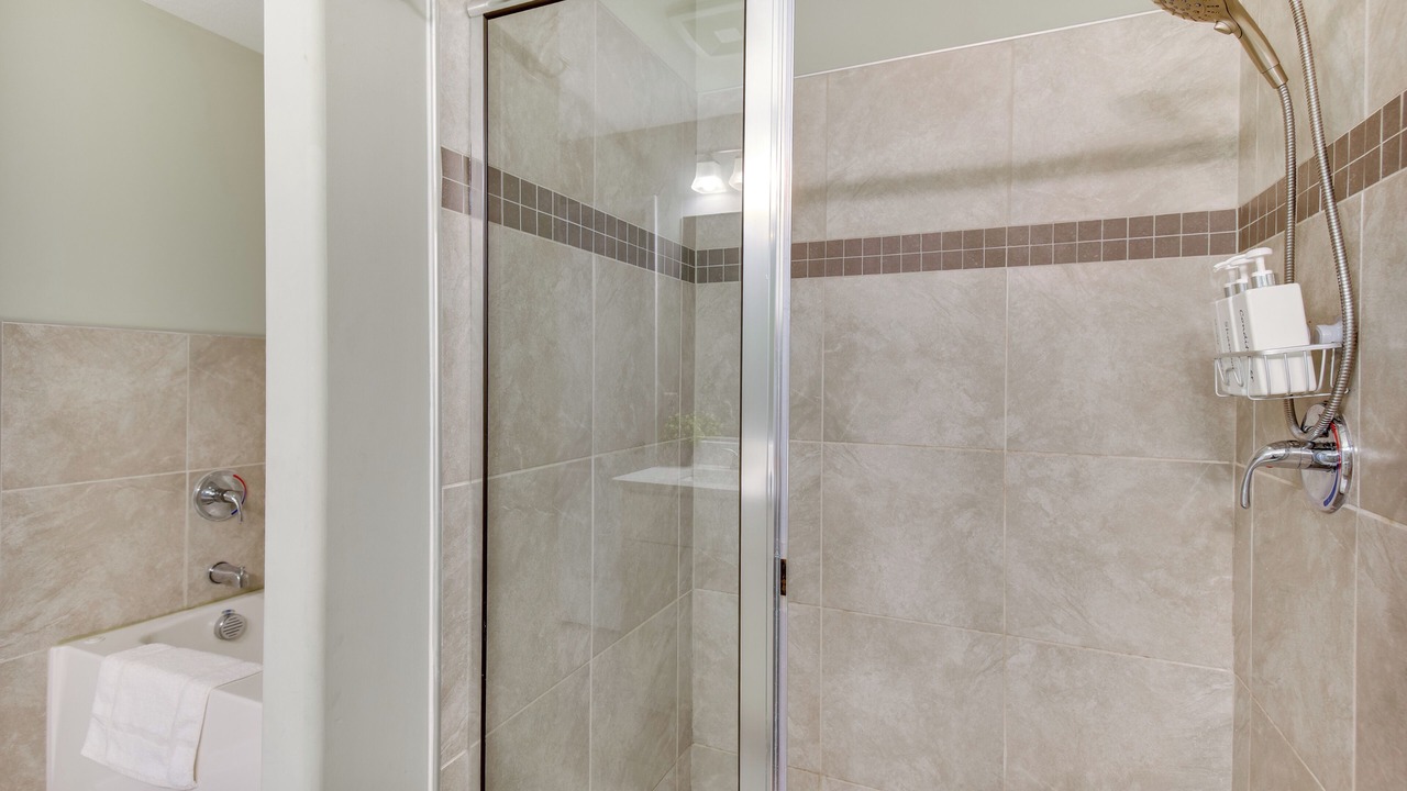 Photo of Bathroom in East Ocean View