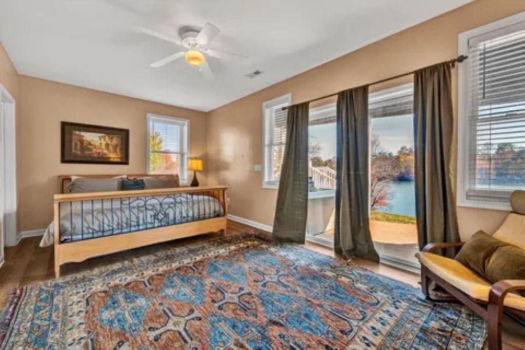 Photo of Bedroom in Goodview