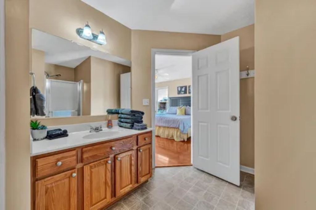 Photo of Bathroom in Goodview