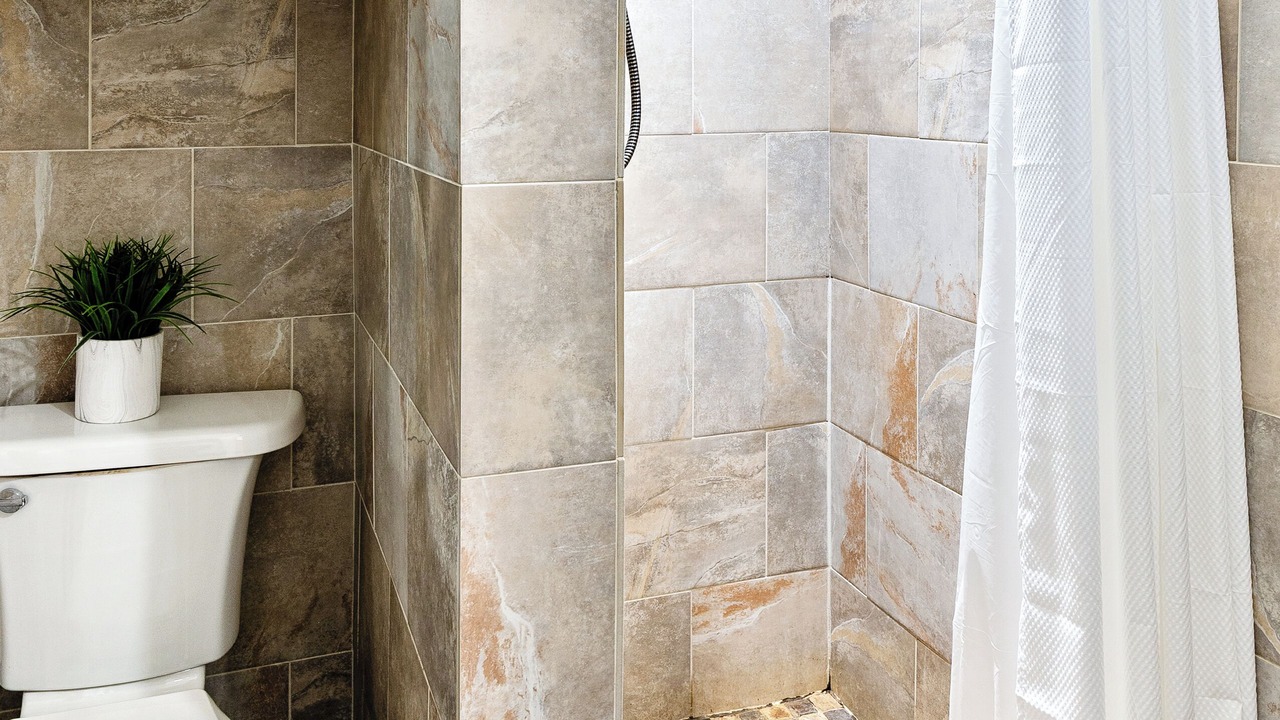 Photo of Bathroom in Bardstown