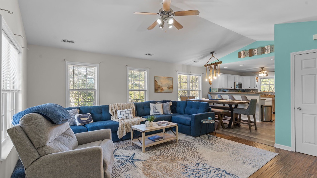 Photo of Livingroom in Tranquil Harbour