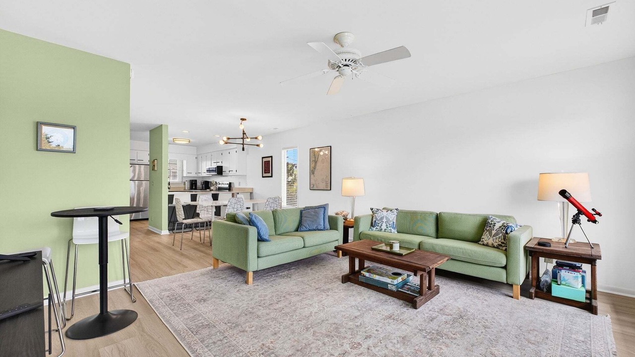 Photo of Livingroom in Holden Beach