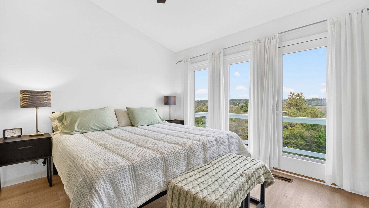 Photo of Bedroom in Holden Beach