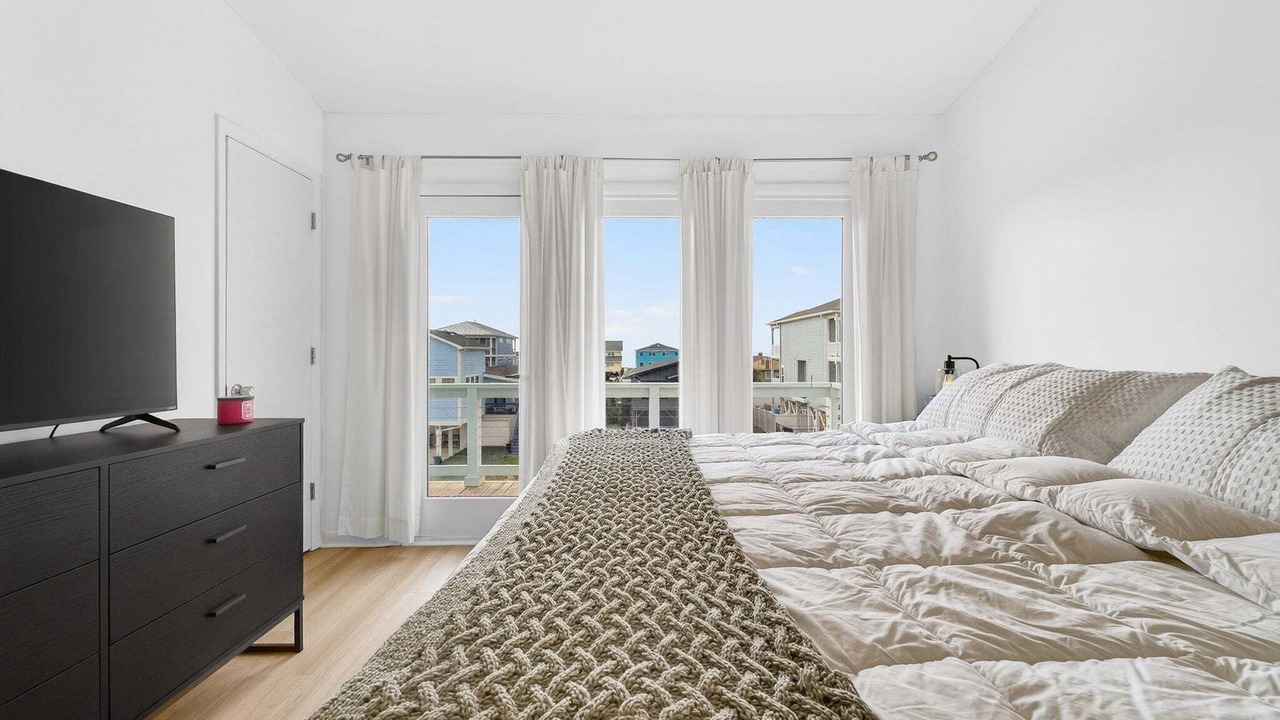Photo of Bedroom in Holden Beach