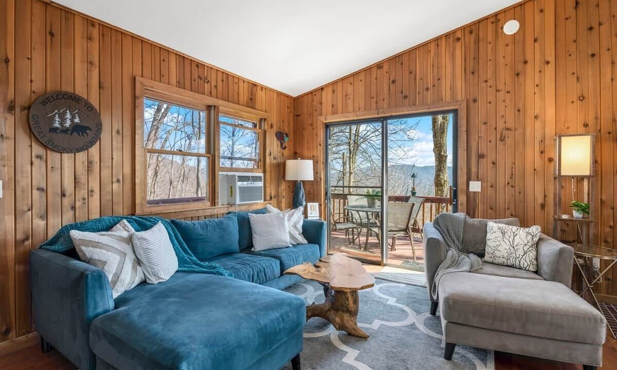 Photo of Livingroom in Waynesville
