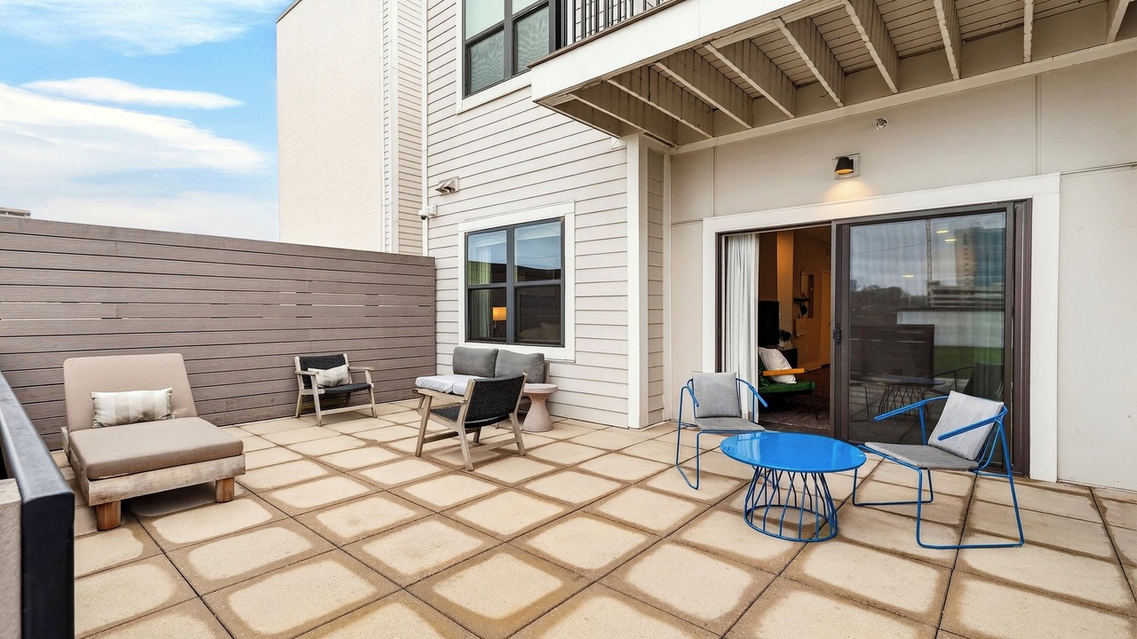 Photo of Patio Balcony in Hillsboro Village