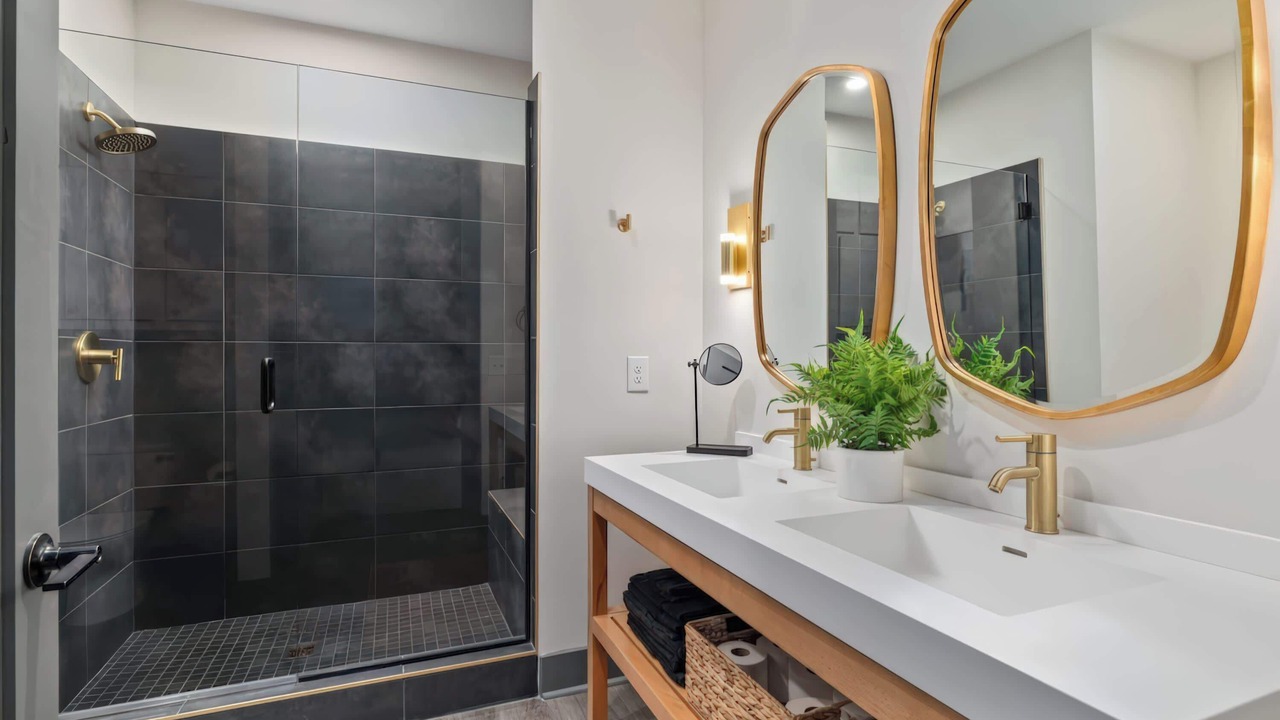 Photo of Bathroom in Rolling Mill Hill