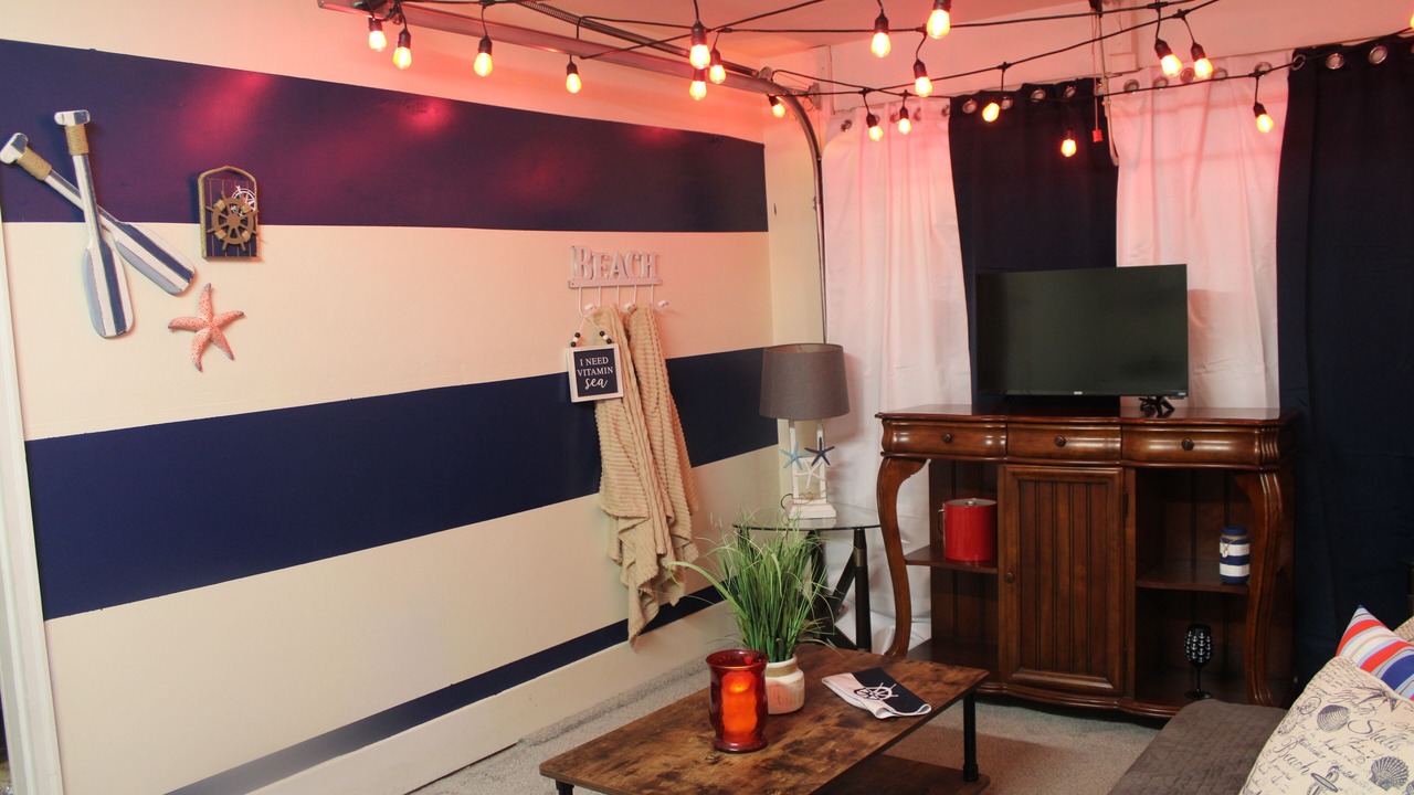 Photo of Livingroom in Silver Lake