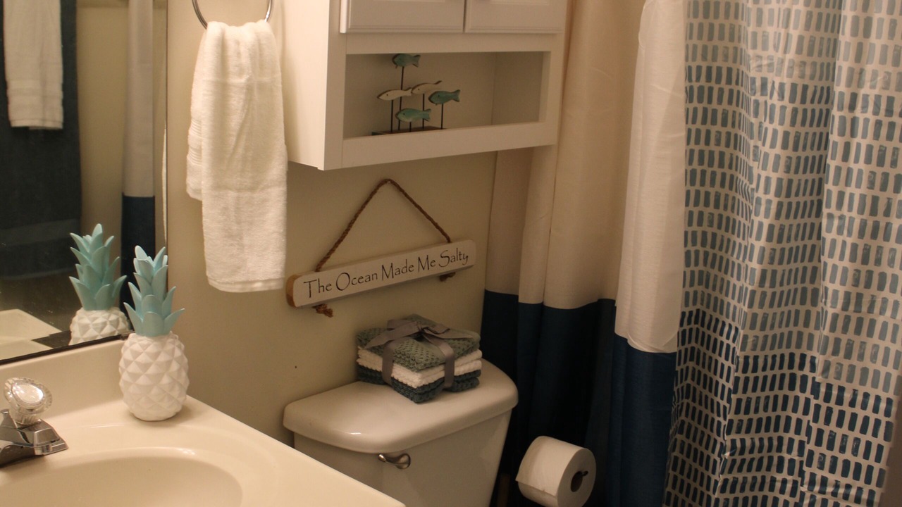 Photo of Bathroom in Silver Lake