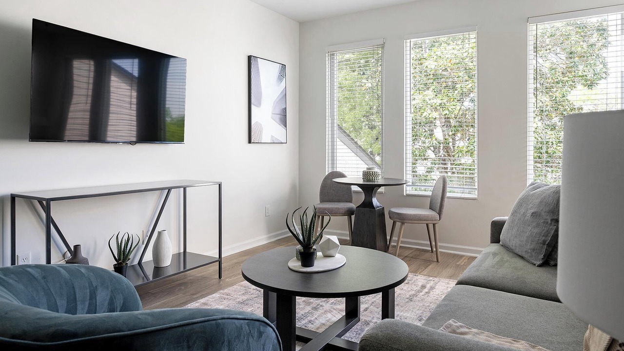 Photo of Livingroom in Green Hills
