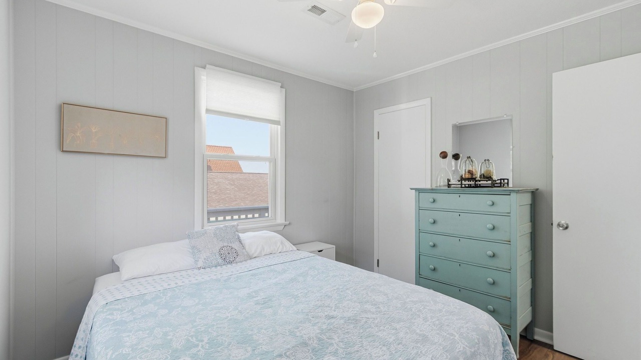Photo of Bedroom in Colington Harbour