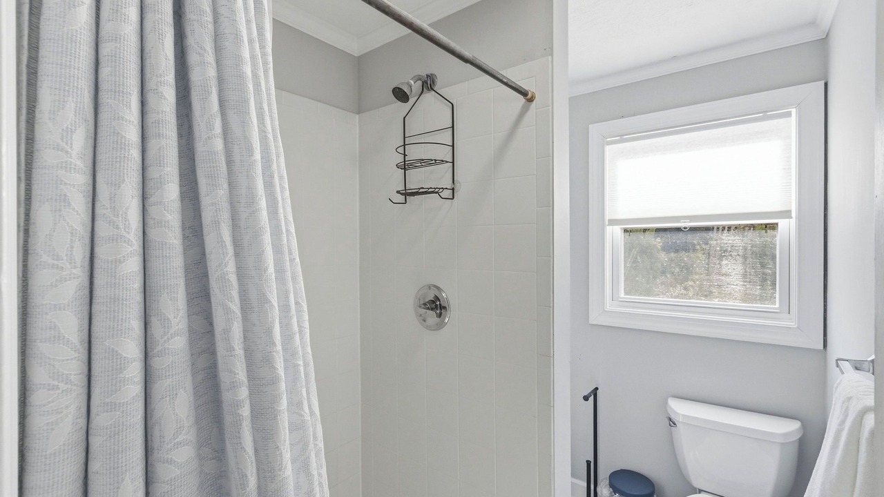 Photo of Bathroom in Colington Harbour