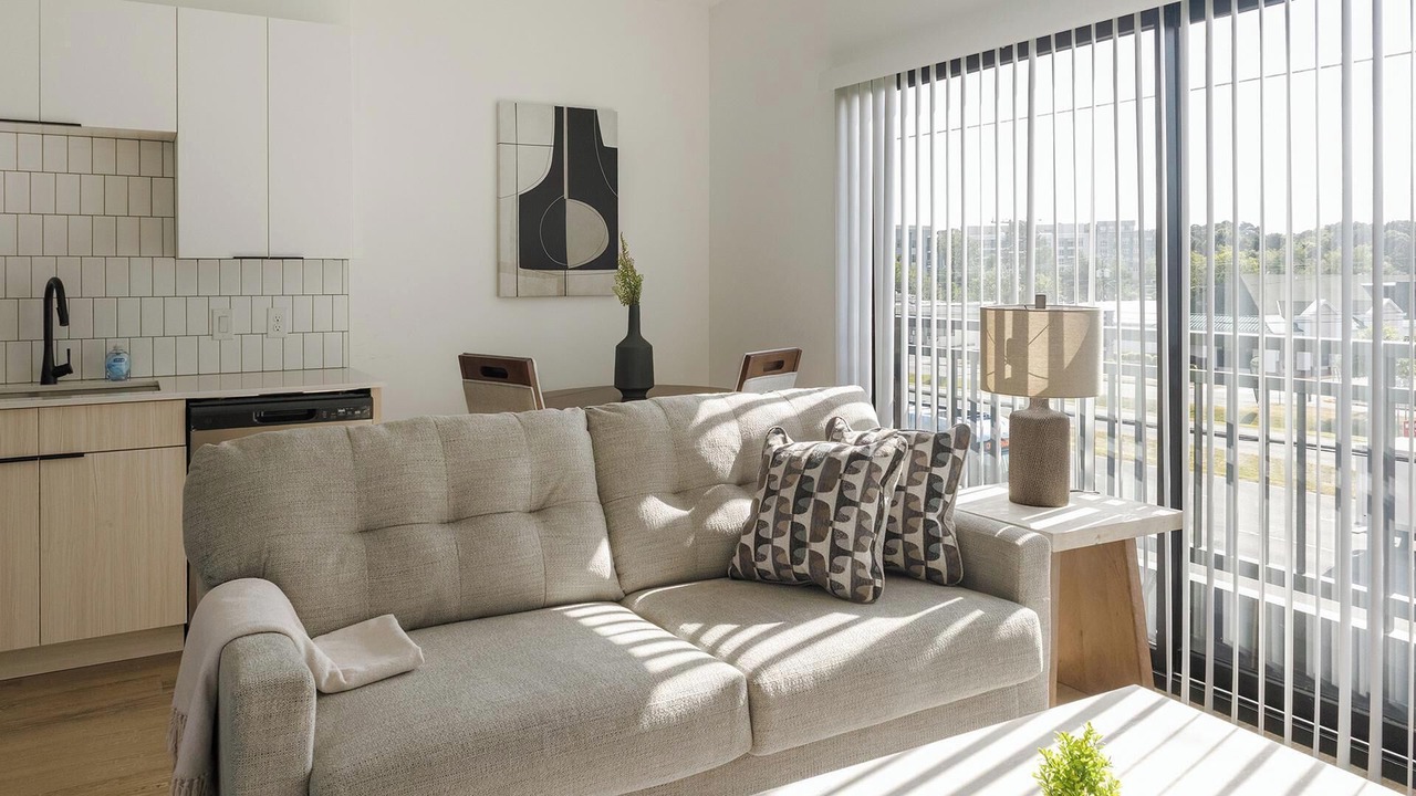 Photo of Livingroom in Chapel Hill