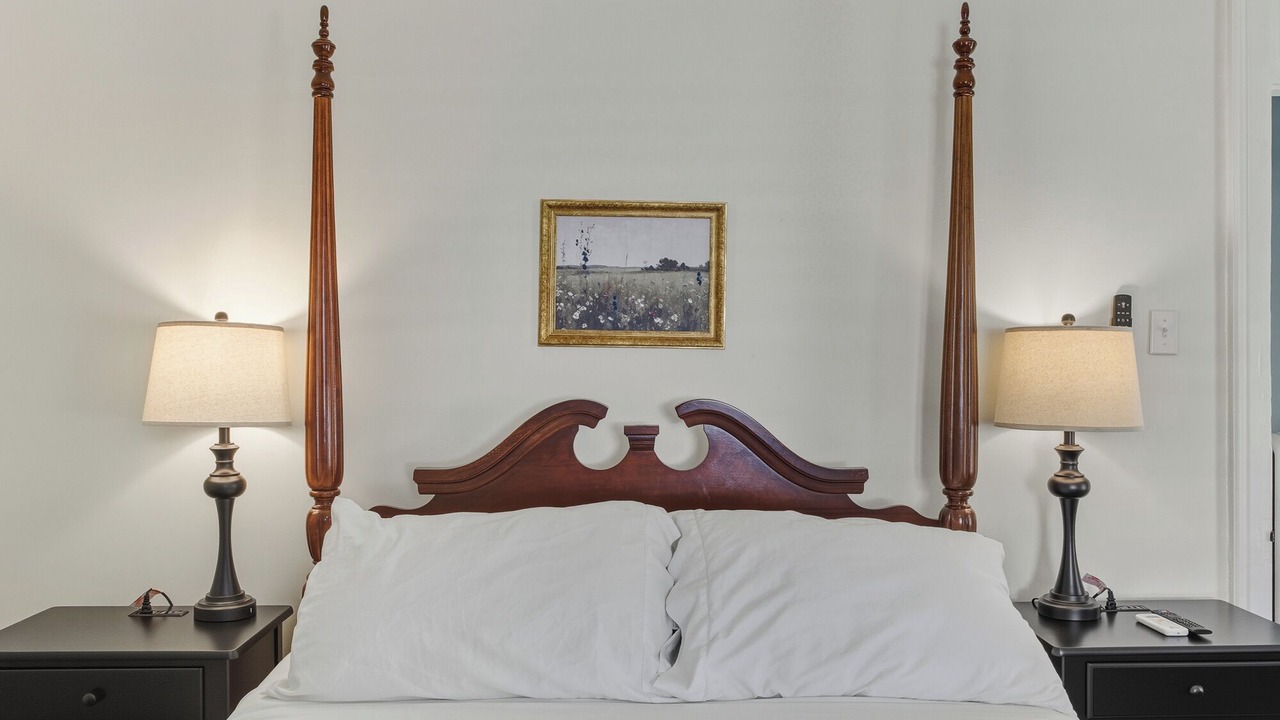 Photo of Bedroom in Bellepoint
