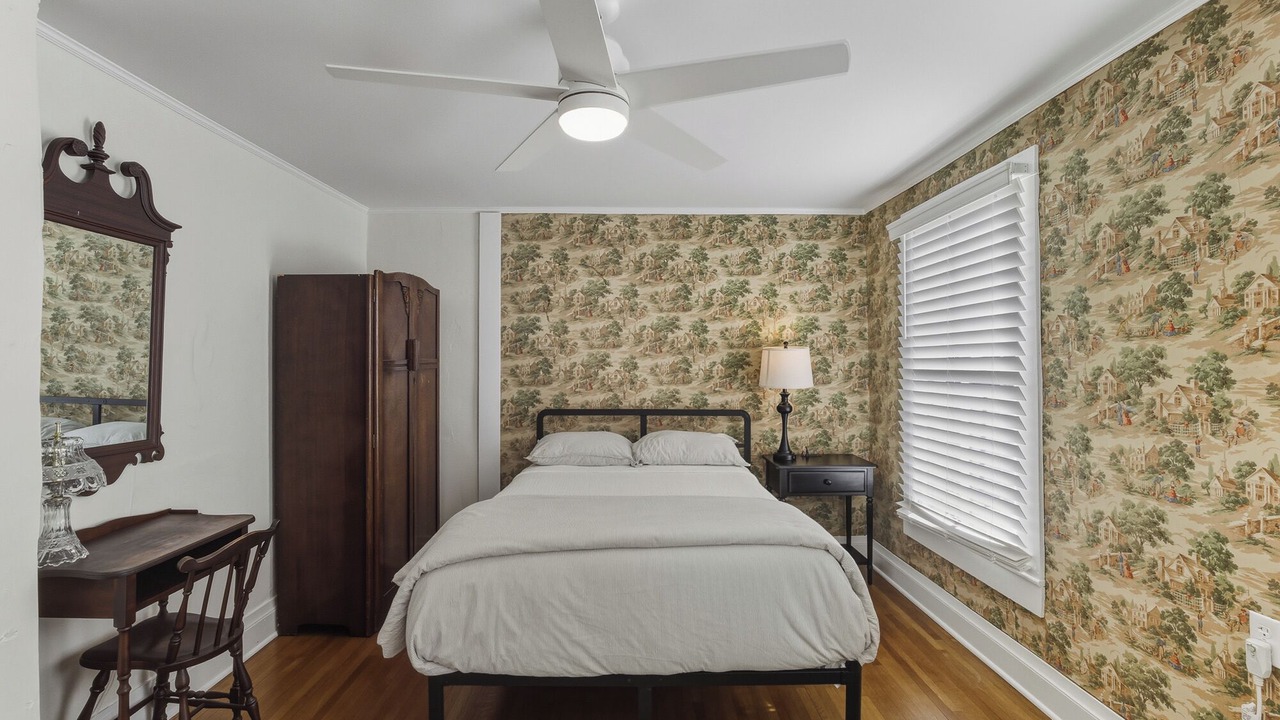 Photo of Bedroom in Bellepoint