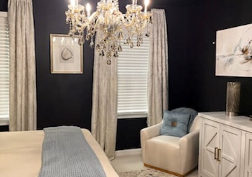 Photo of Bedroom in Versailles