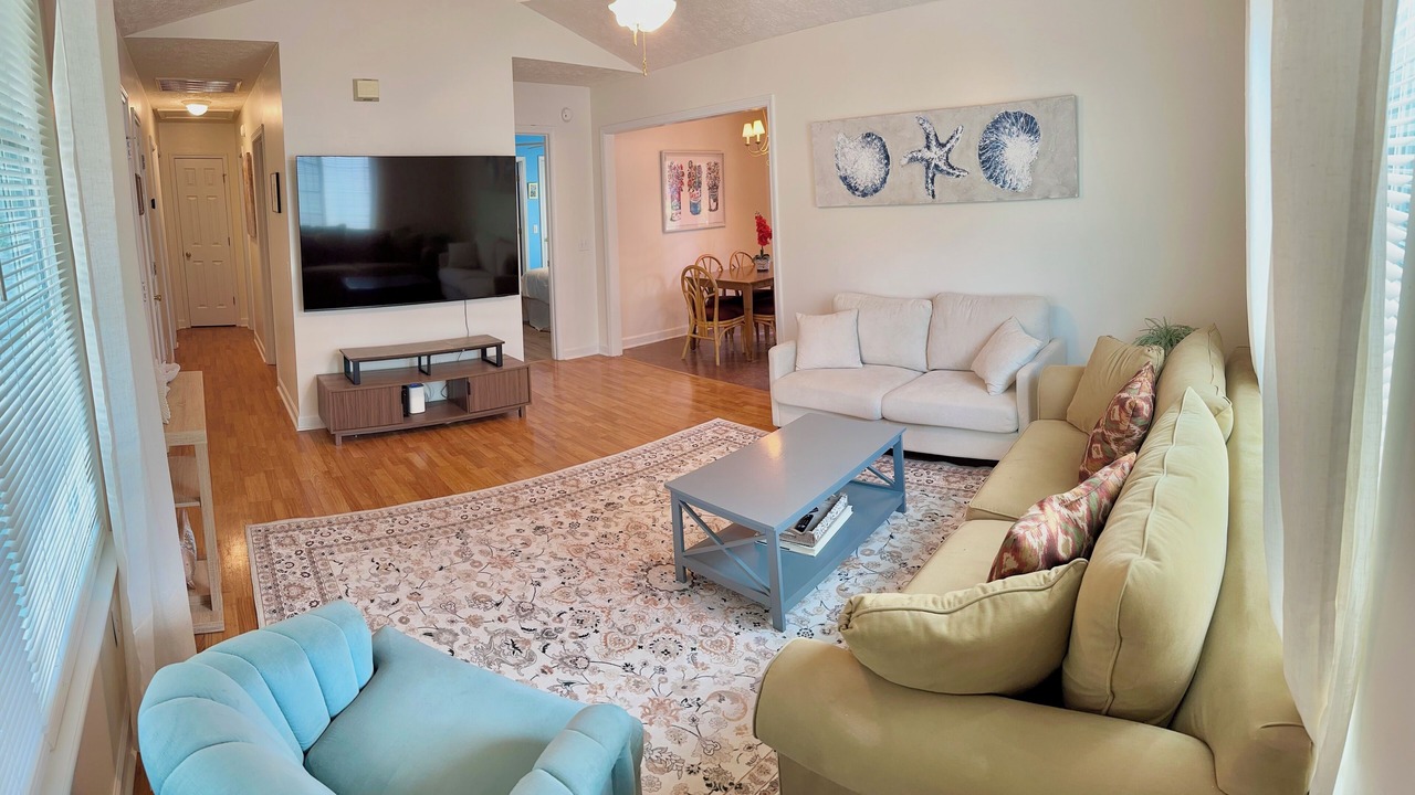 Photo of Livingroom in Tranquil Harbour