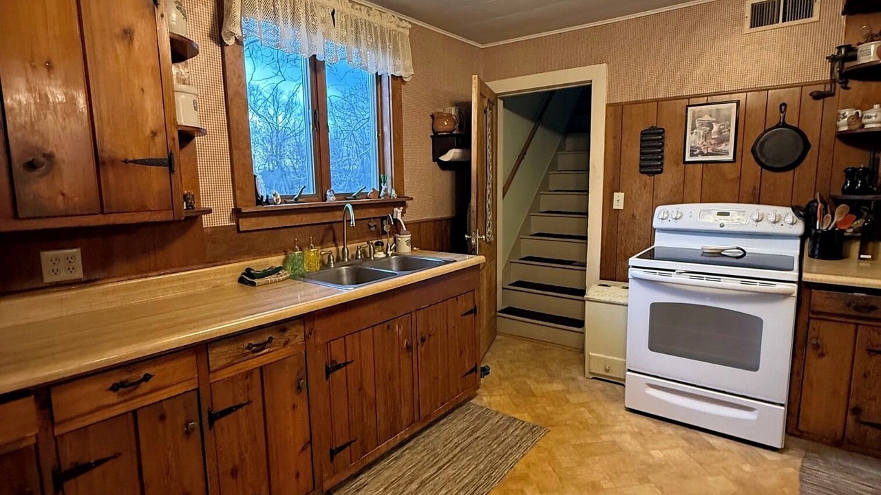 Photo of Kitchen in Laketon