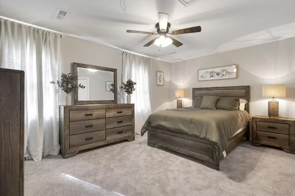 Photo of Bedroom in Colonial Heights