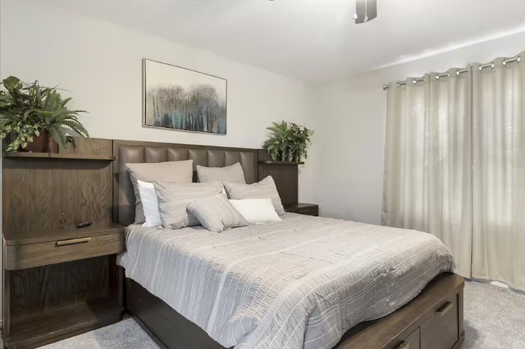 Photo of Bedroom in Colonial Heights