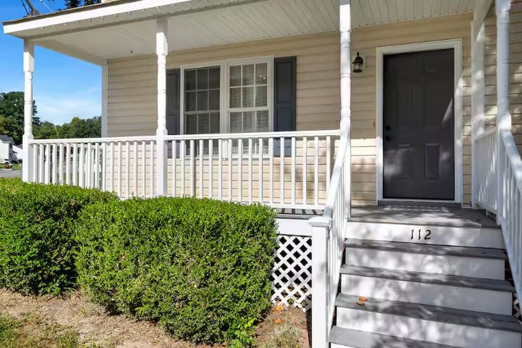 Photo of Outdoor in Colonial Heights