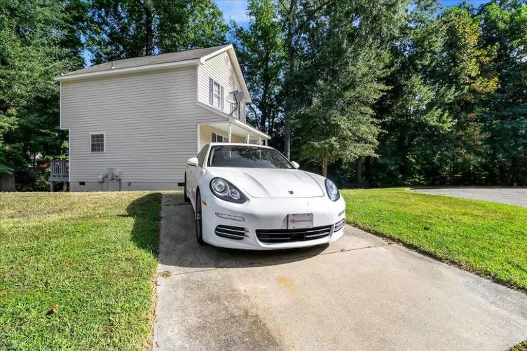Photo of Outdoor in Colonial Heights