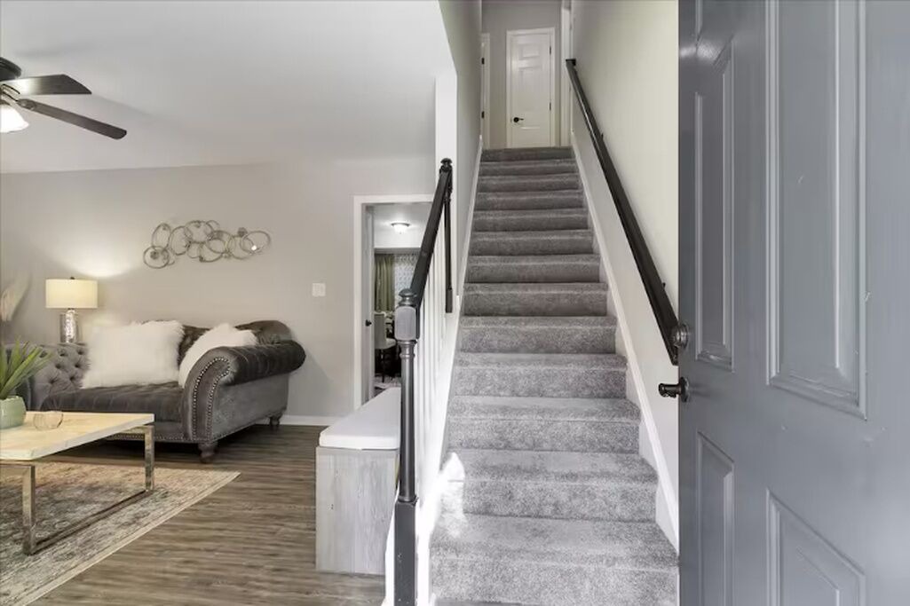 Photo of Livingroom in Colonial Heights